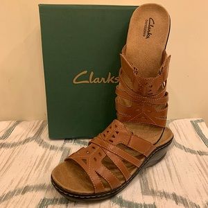 NIB Clarks Lexi Bendables Light Weight Slide on